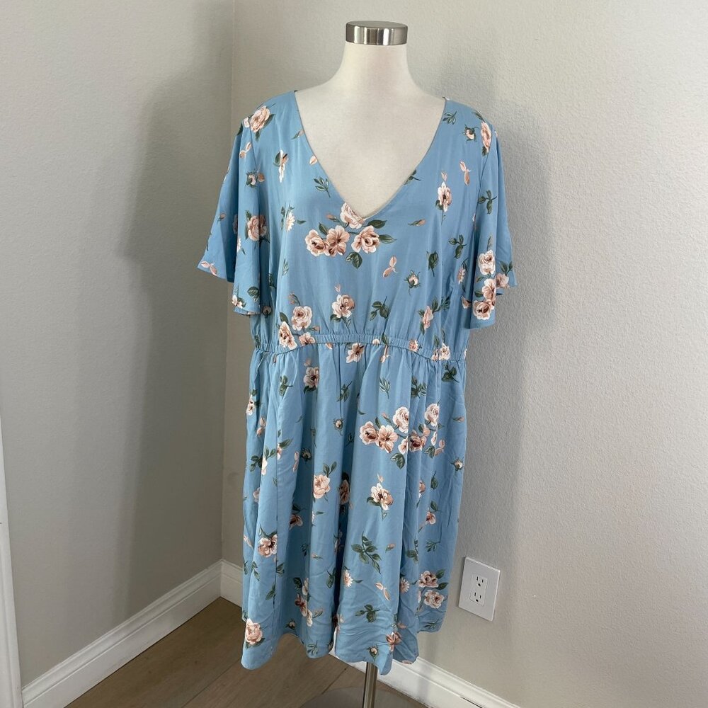 NEW Torrid Womens 3X 22-24 Mini‎ Dress Wash Challis V Neck Cynthia Rose Floral
